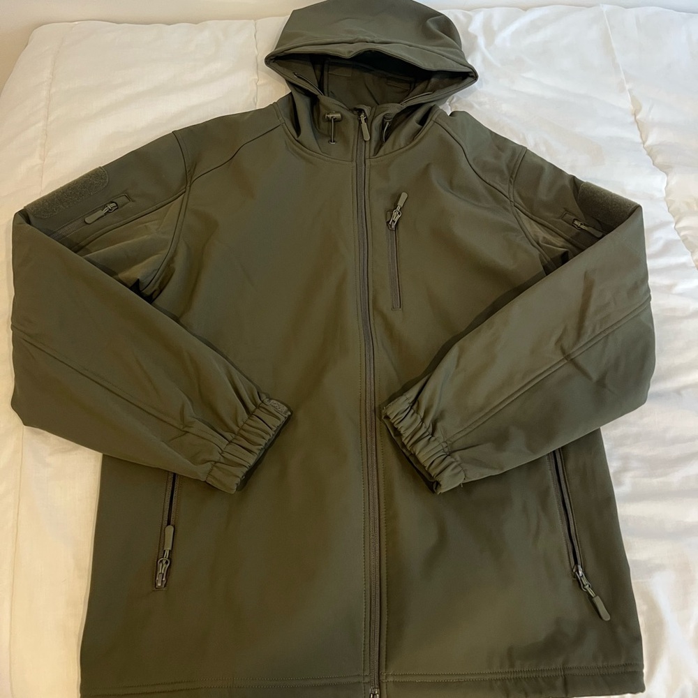 Tacvasen Tactical Men’s Rain Jacket Green